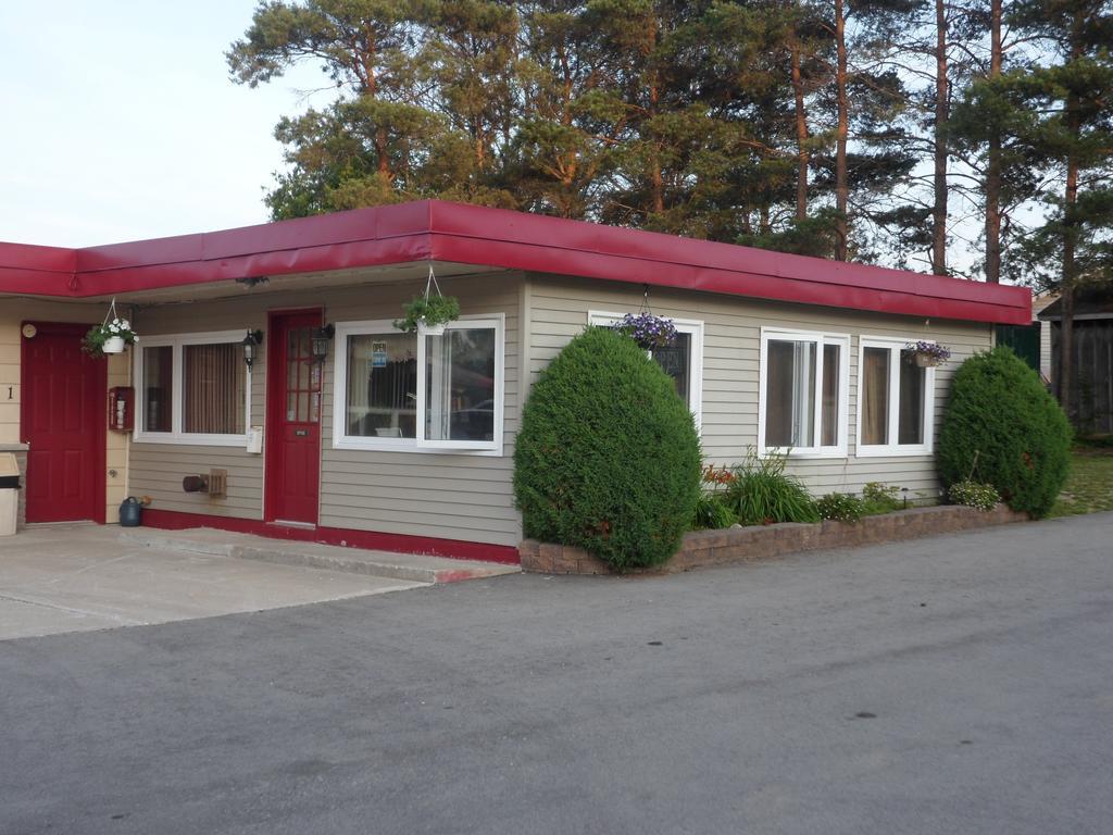 The Silver Birch Motel Goderich Extérieur photo