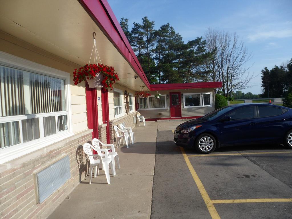 The Silver Birch Motel Goderich Extérieur photo