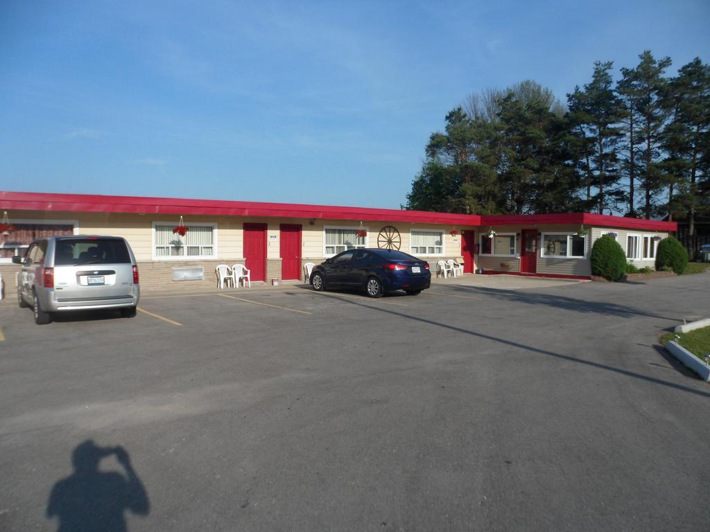 The Silver Birch Motel Goderich Extérieur photo