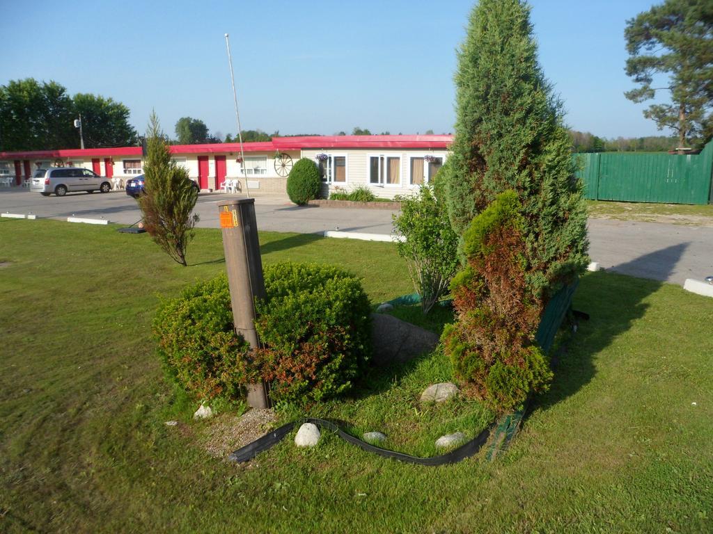 The Silver Birch Motel Goderich Extérieur photo