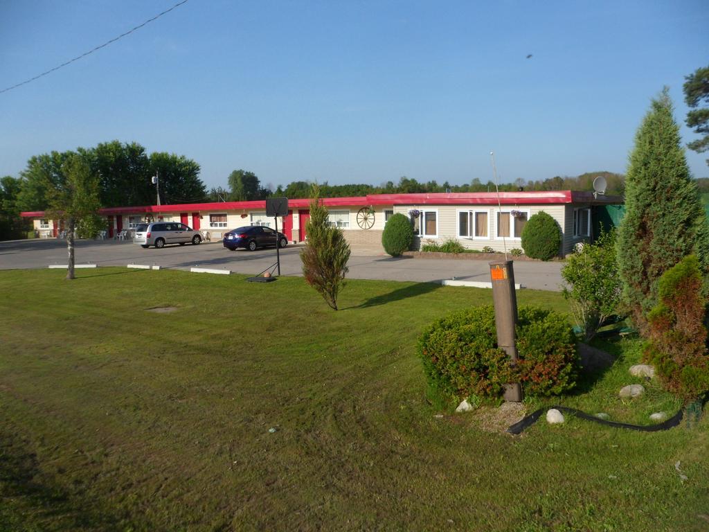 The Silver Birch Motel Goderich Extérieur photo