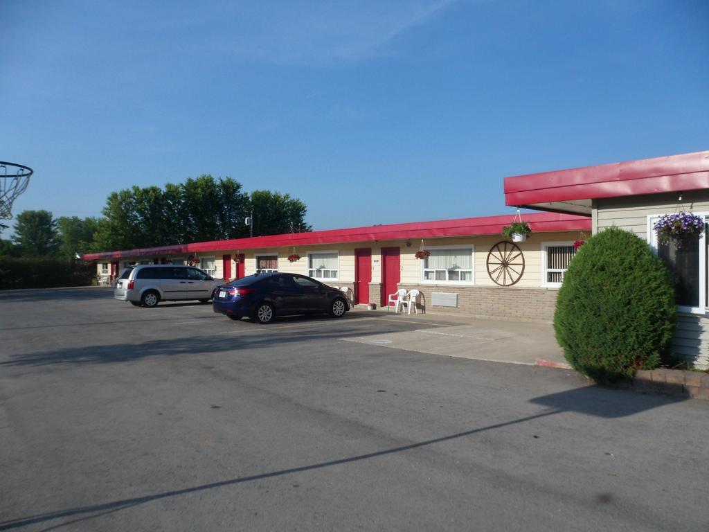 The Silver Birch Motel Goderich Extérieur photo