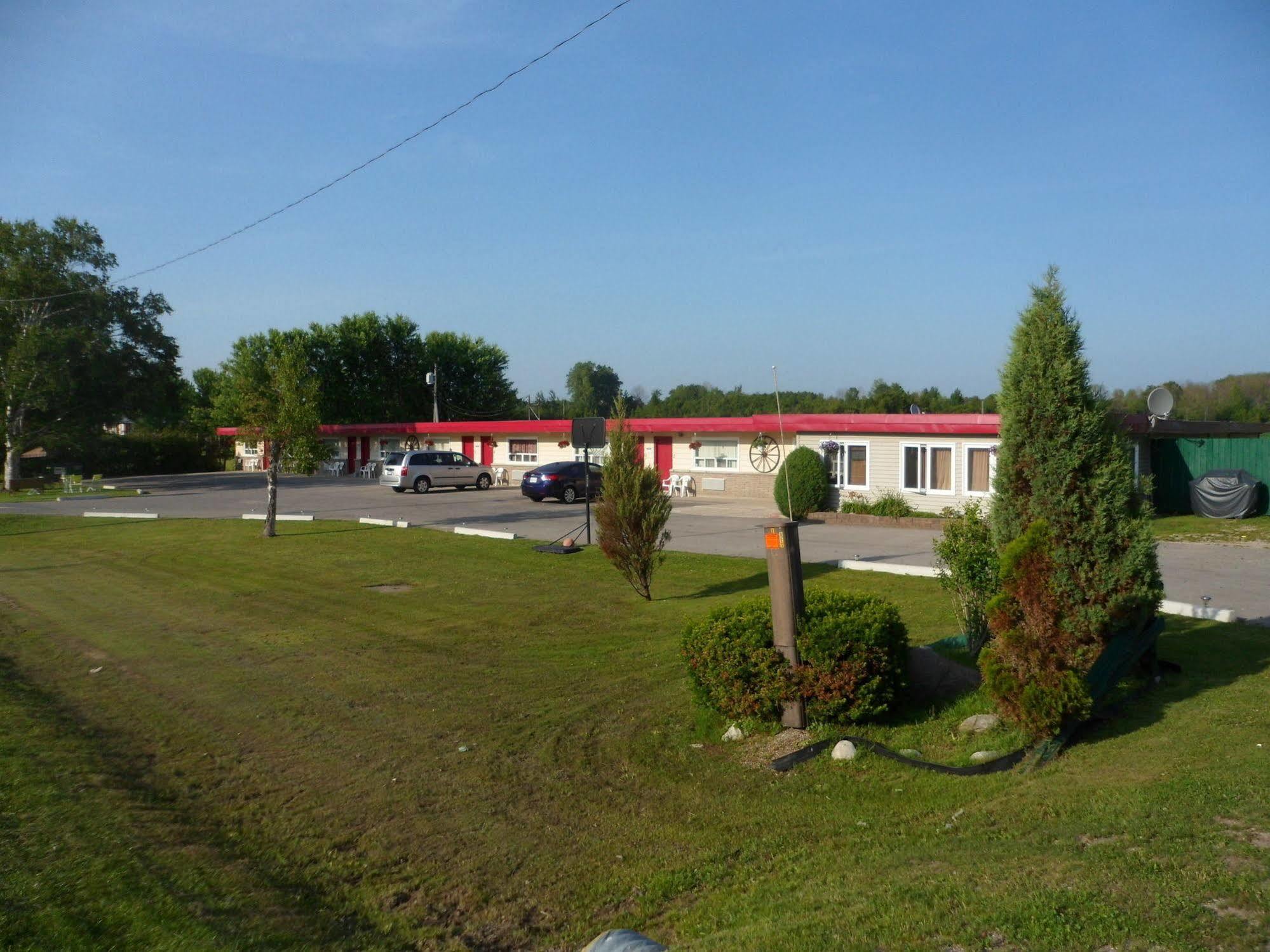 The Silver Birch Motel Goderich Extérieur photo